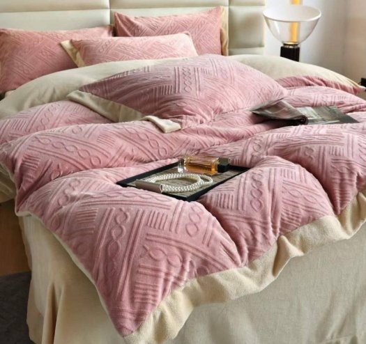 Постільна білизна «Вʼязка (pink-beige)»