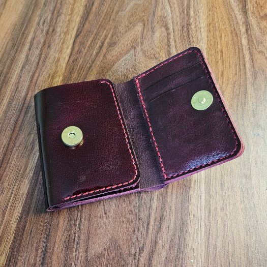 Гаманаць шкіряний жіночий темно-червоного кольору